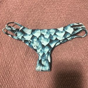 Midori Emmie bottom in Agave